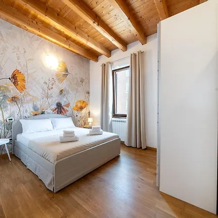 Charming House - 5 Minutes From Two Towers