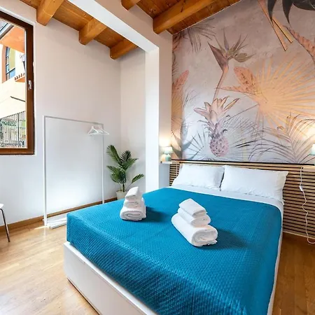 Charming House - 5 Minutes From Two Towers