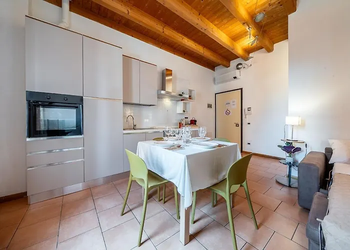 Apartament Charming House - 5 Minutes From Two Towers Bolonia