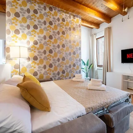 Charming House - 5 Minutes From Two Towers Bolonia